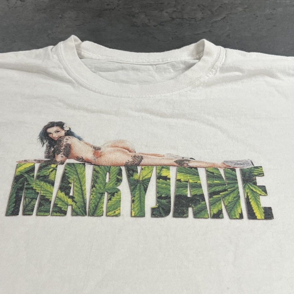 Vintage Maryjane Weed Shirt Adult L XL White Crop Boxy Pinup Chick Faded Skater